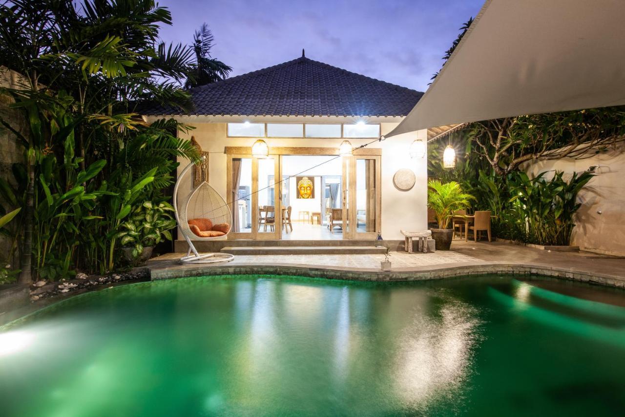 Ambermoon Villas Seminyak Dış mekan fotoğraf