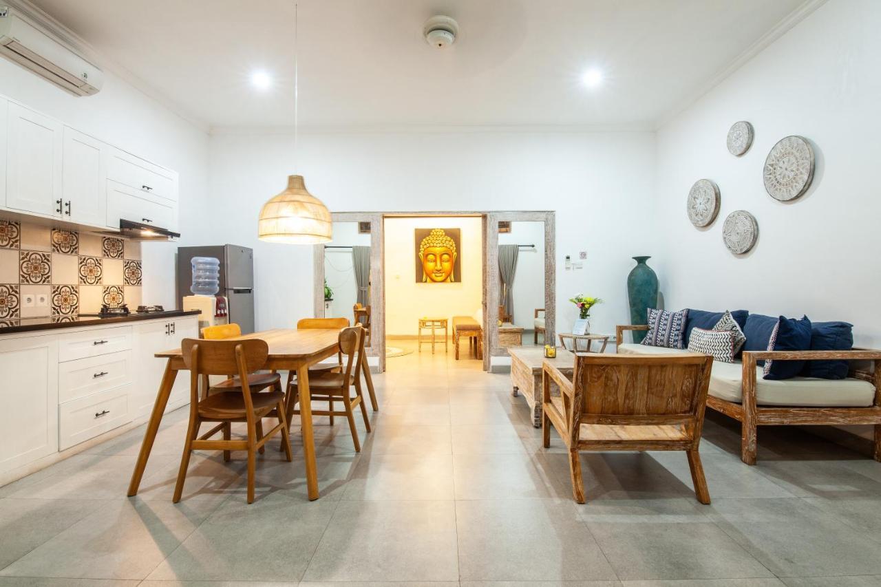 Ambermoon Villas Seminyak Dış mekan fotoğraf