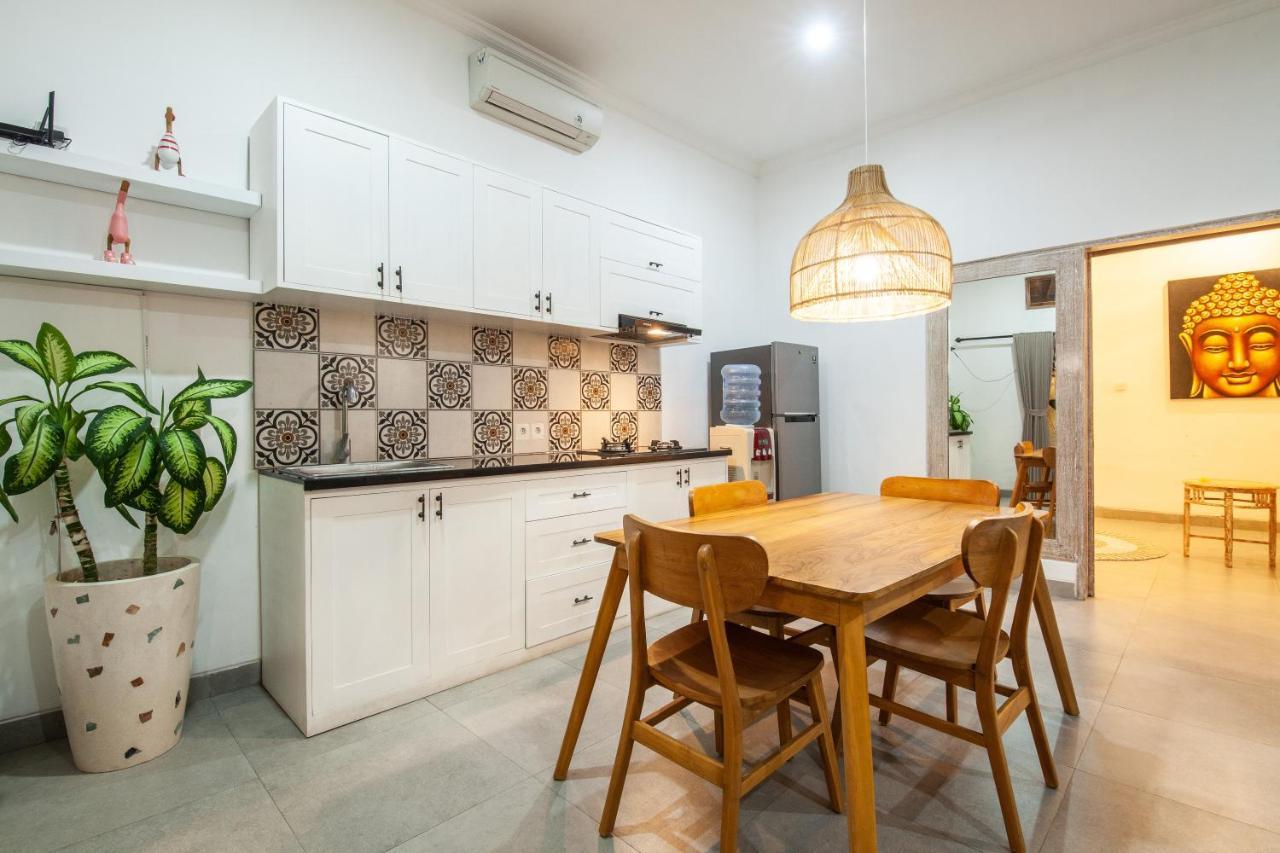 Ambermoon Villas Seminyak Dış mekan fotoğraf