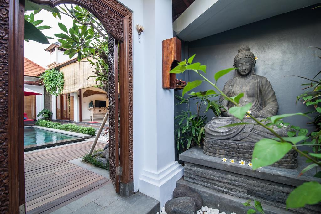 Ambermoon Villas Seminyak Dış mekan fotoğraf